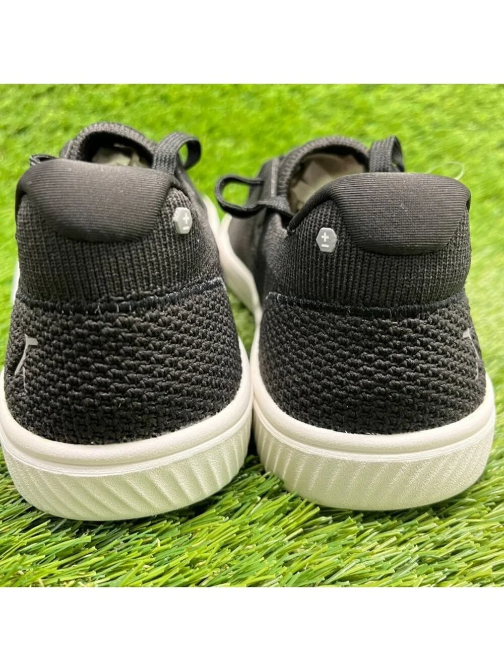 Flux Footwear Adapt Trainer Black White Womens Size 8 Athletic Shoes Sneakers